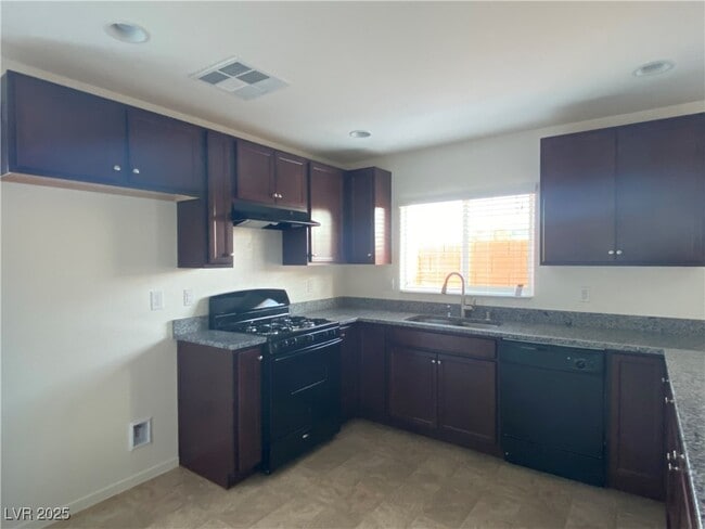 Building Photo - 4948 Quest Tribe St
