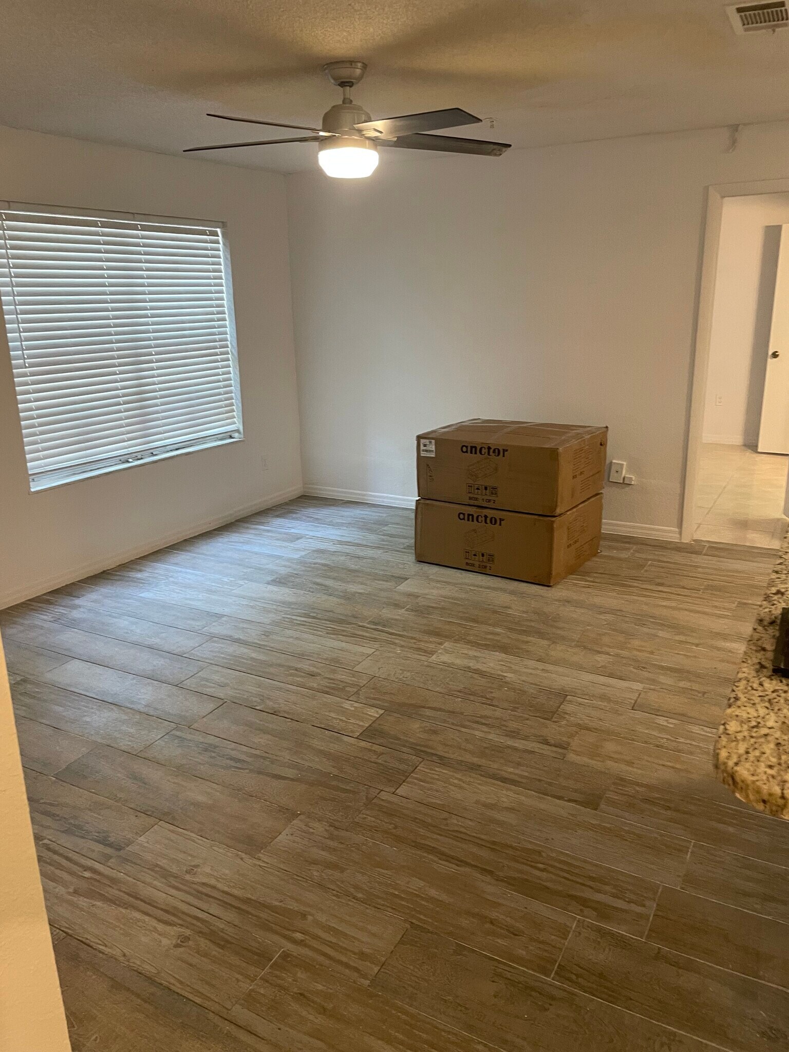Building Photo - 976 Leeward Pl