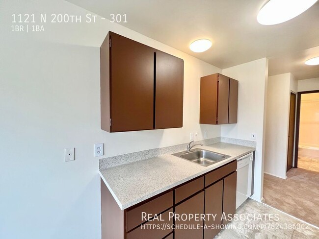 Building Photo - 1bd/1bath Apartment with Ample Space! *Lar...