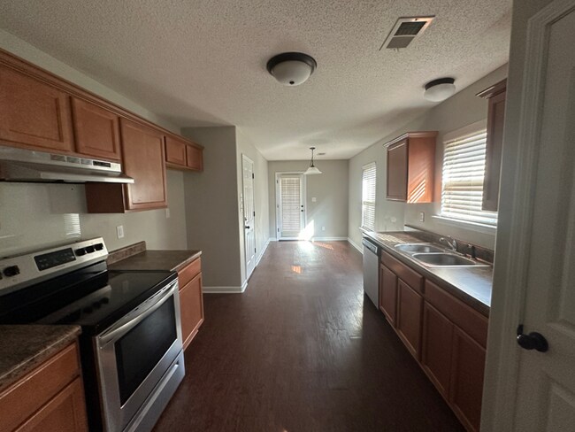 Building Photo - Charming 3BR/2BA Bartlett Area Home | Soaring High Ceilings, Fireplace & 2-Car Garage