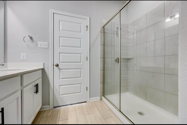 Building Photo - 440 Unforgiven Ln