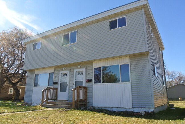 Primary Photo - 109/111 21st St NW