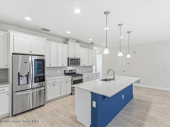 Building Photo - 7921 Mocan Ct