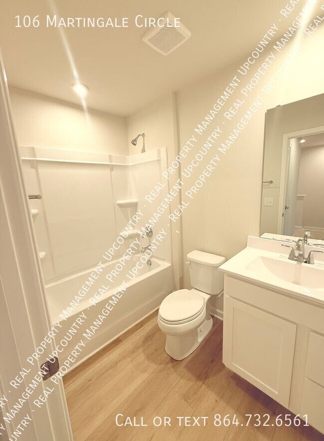 Building Photo - 106 Martingale Cir