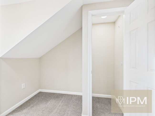 Building Photo - Charming 3 Bedroom, 2 Bath Home in Harrisburg, Pa!