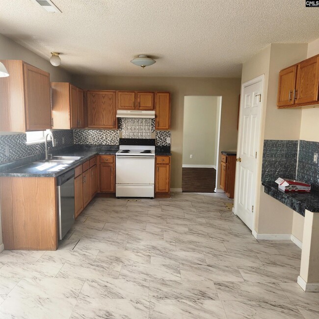 Building Photo - 19 Barnley Ct