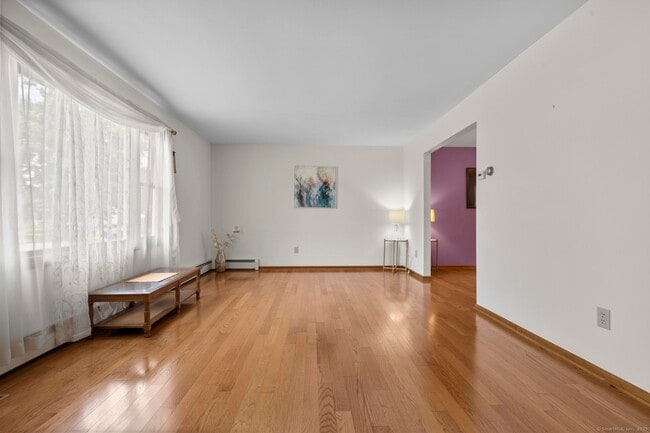 Building Photo - 21 Lyda Dr