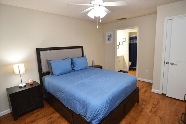 Building Photo - 11901 4th St N