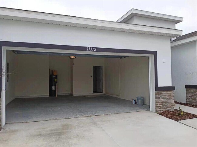 Building Photo - 13372 Golden Lime Ave