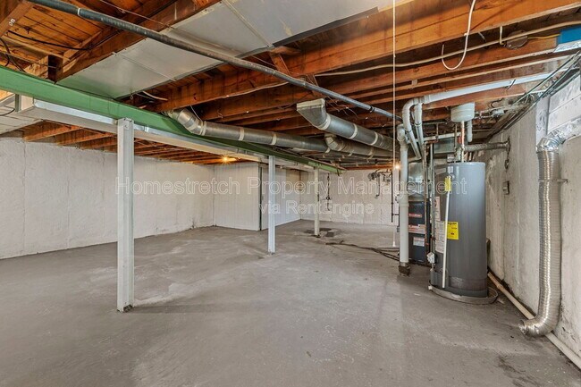 Building Photo - 8124 Titus Rd