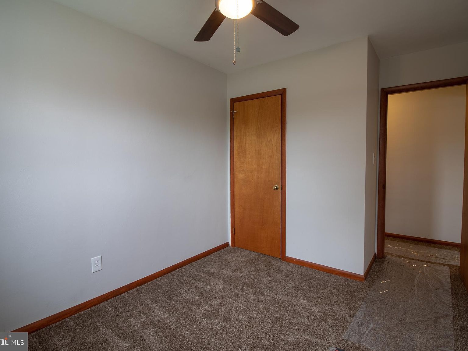 Building Photo - 6301 Salem Park Cir