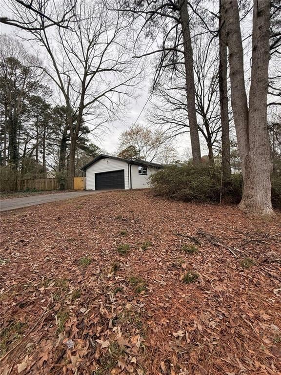 Building Photo - 1055 Pinecrest Dr
