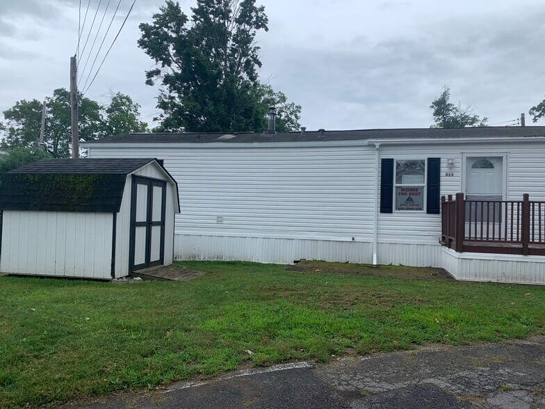 Building Photo - 313 Boston Dr