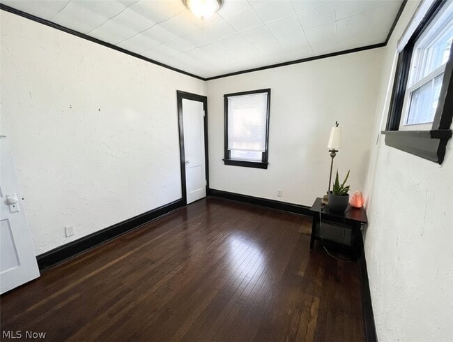 Building Photo - 4032 E 142nd St