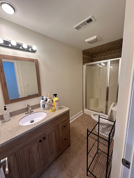 Building Photo - 13815 Tallgrass Trl