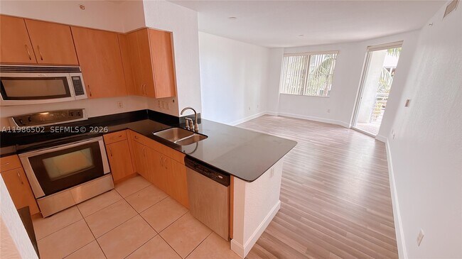 Building Photo - 1830 Radius Dr