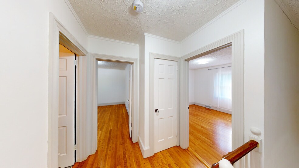 Upper hallway - 1004 Belmont Ave