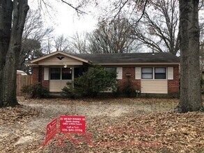 Building Photo - 1225 Berclair Rd