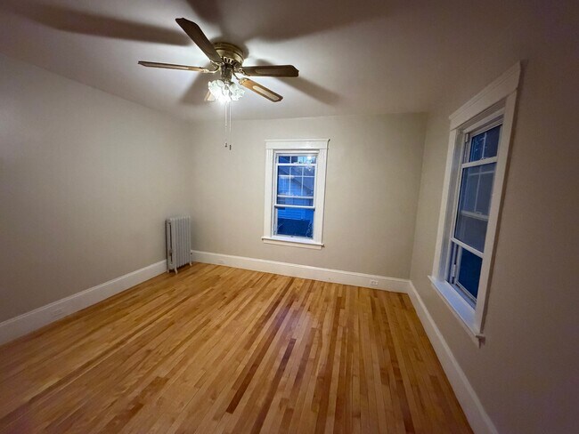 Building Photo - 53 Howland Terrace