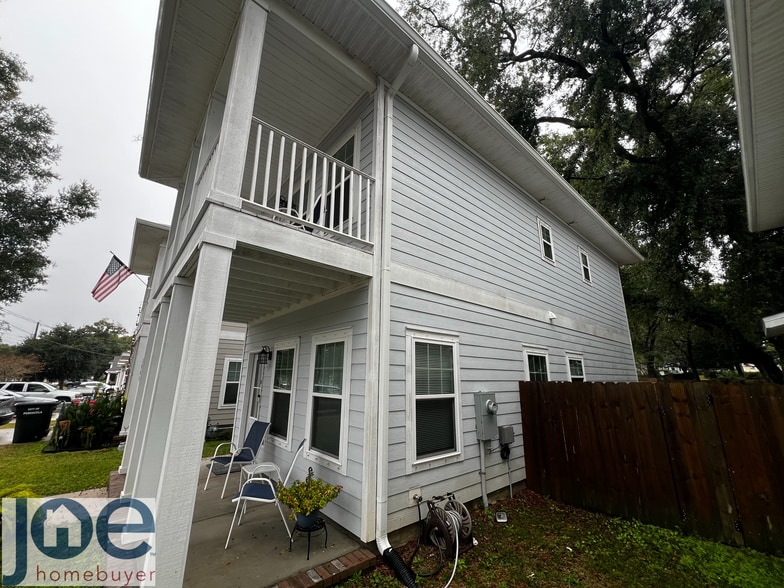 Building Photo - 2004 W Gregory St