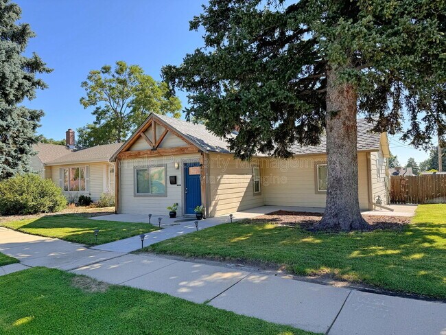 Building Photo - 4720 Elm Ct