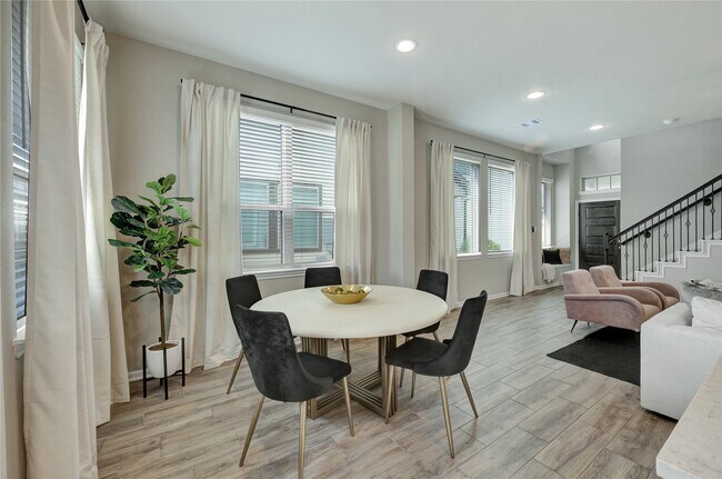 Building Photo - 2531 Bordelon Ln