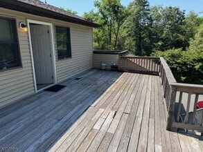 Building Photo - 172 Landing Rd