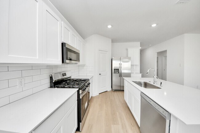 Building Photo - 1414 Splashing Wave Dr