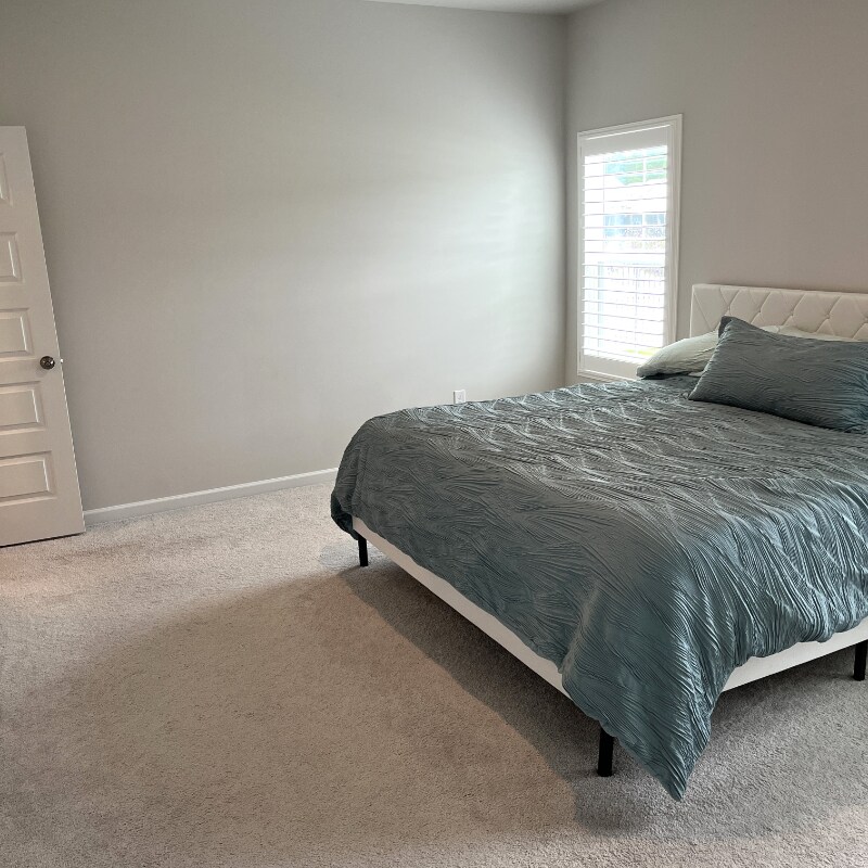 Building Photo - 8160 Forest Edge Dr