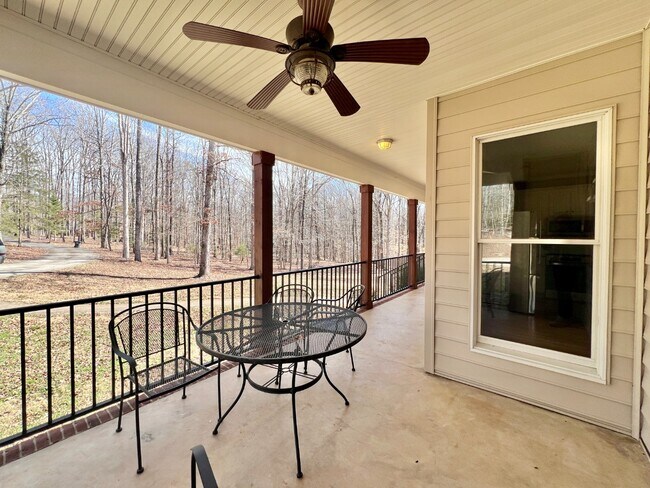 Building Photo - 7809 Deer Trail