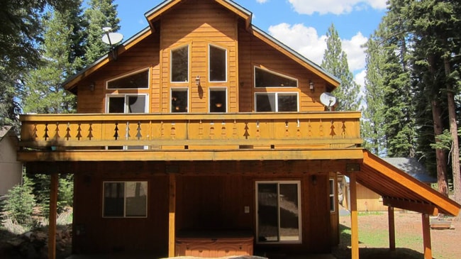 Building Photo - 10565 Laurelwood Dr