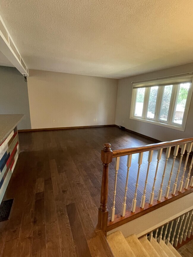 Building Photo - 964 Patricia Ann Dr