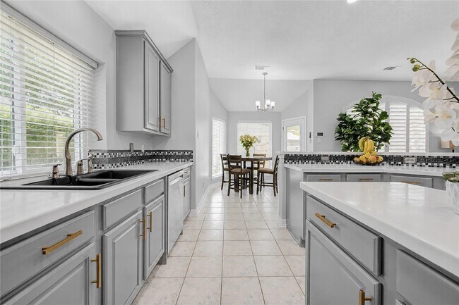 Building Photo - 14323 Rosehill Estates Ln