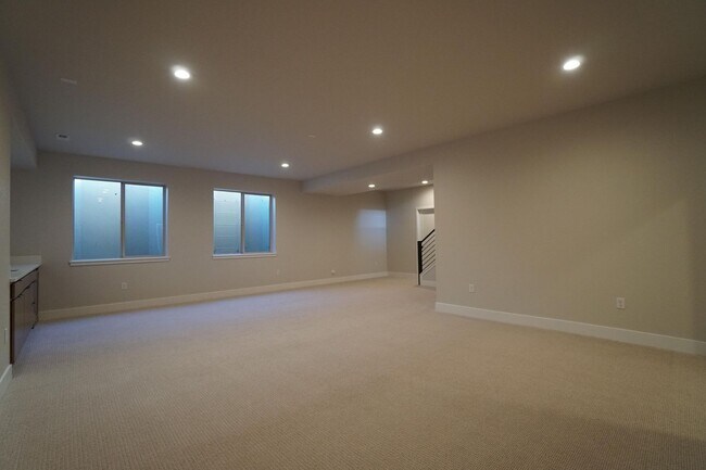 Building Photo - 3020 Virga Lp