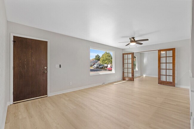 Building Photo - 4558 S Laredo St