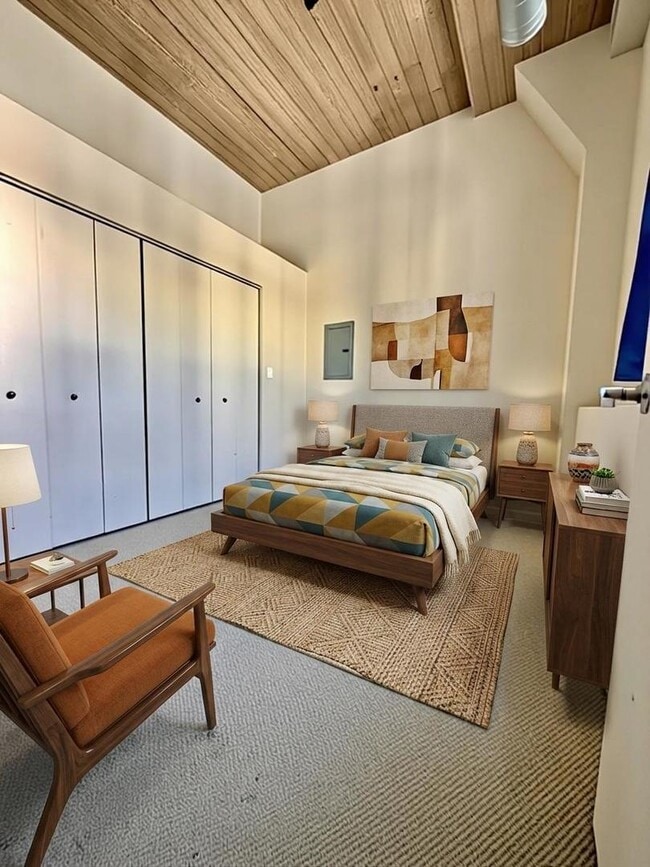 Building Photo - 758 N Larrabee St