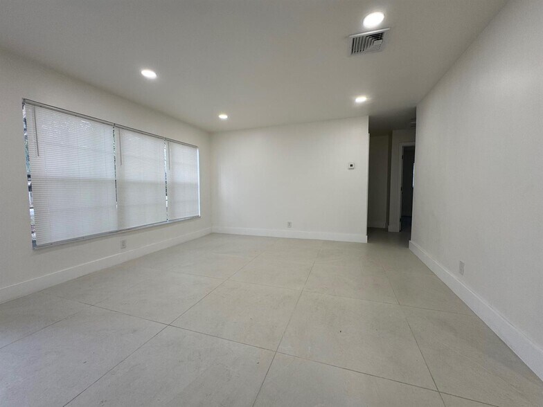 Building Photo - 6610 Greene St