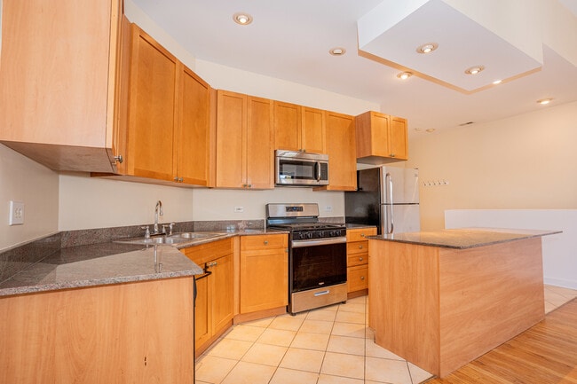 Building Photo - 3710 N Halsted St