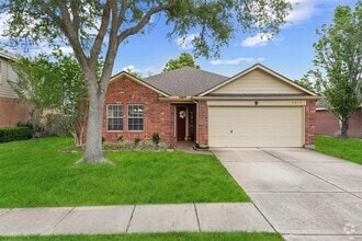 Building Photo - 9815 Hallmark Ln
