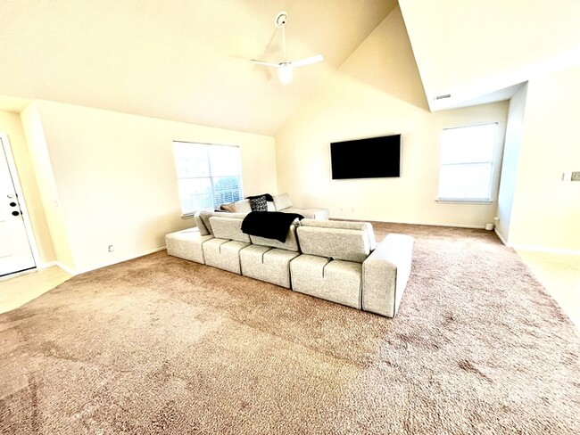Building Photo - Welcome to this beautiful two-story rental...