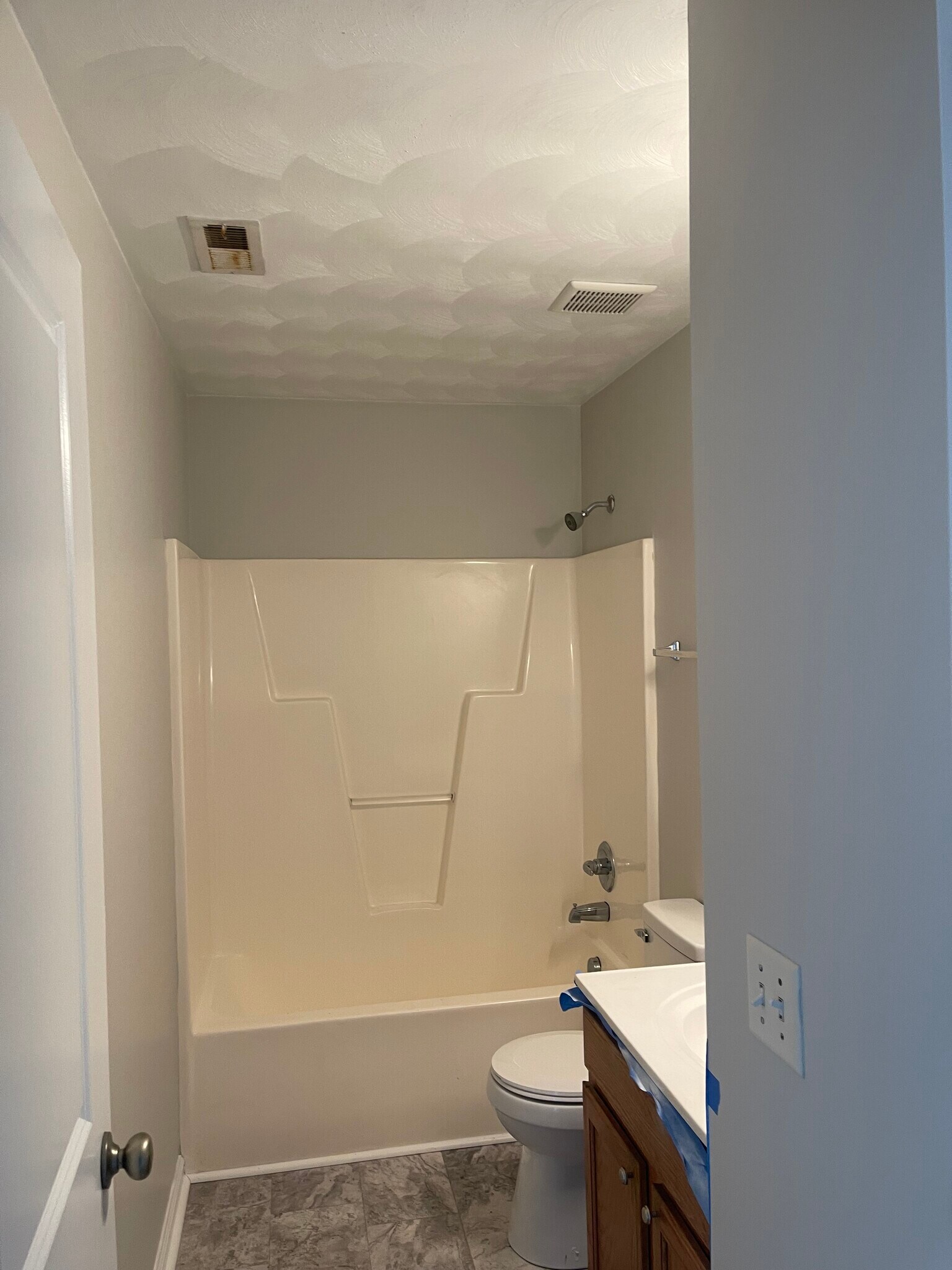 Building Photo - 902 Godwin St