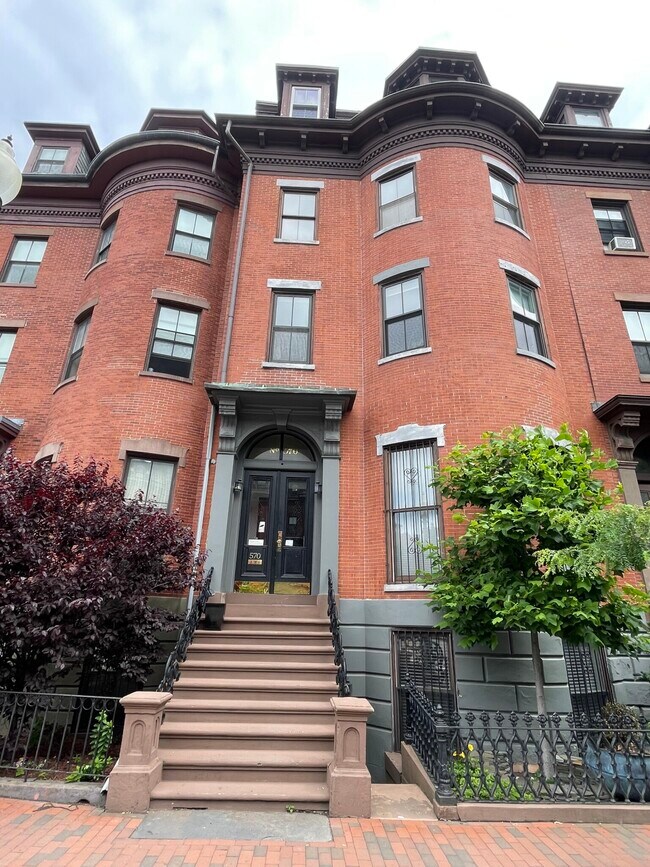 Building Photo - 570 Massachusetts Ave