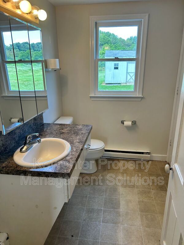 Building Photo - 209 Tanner Ln