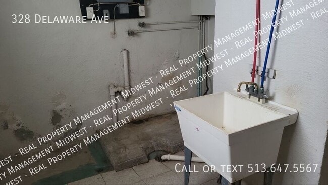 Building Photo - 328 Delaware Ave