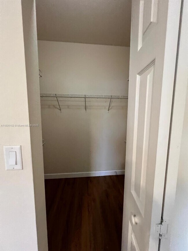 Building Photo - 9391 SW 171st Ct