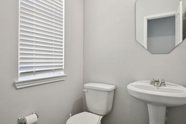 Building Photo - 23523 Montague Dr