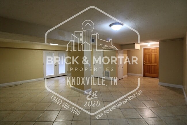 Building Photo - 1400 Mt Vista Dr