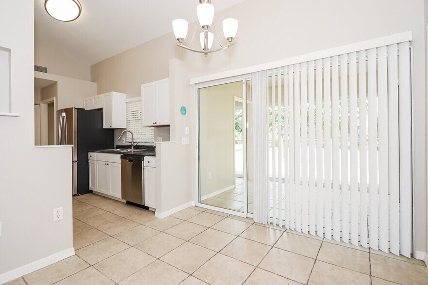 Building Photo - 3644 Ribera Ave