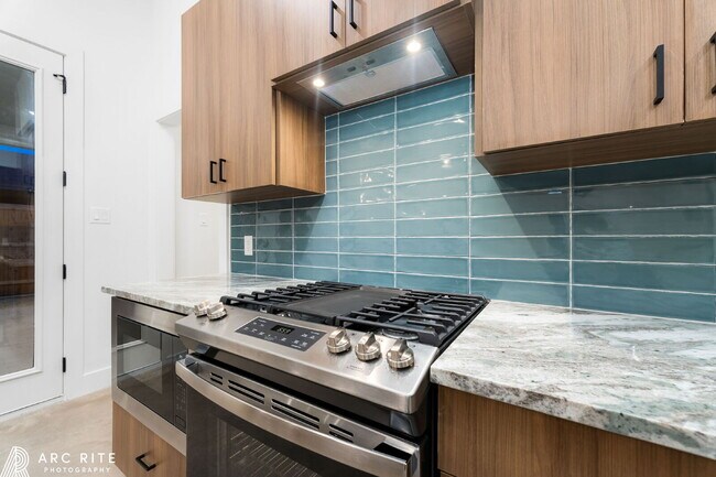 Building Photo - Pre-Leasing Fall of 2026!! Luxury Homes!!