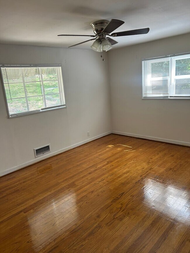 Building Photo - New For Rent in Homewood!